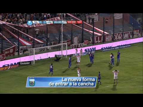 Atajada de García. Torneo Final 2013. Fecha 6. Fútbol Para Todos