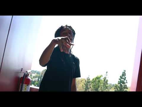 TrapRixhDough “How I’m Bummin” (Official Video) [Prod. By Cub] {@ShotbyHughes}