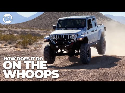 DESERT WHOOP TESTING a Jeep Gladiator with ACCUAIR Air Suspension