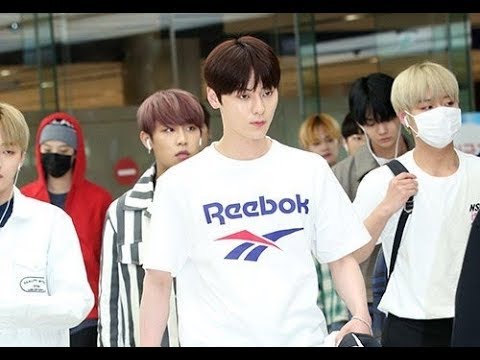 180419 Minhyun (워너원) at GMP airport from Jeju – Wanna One
