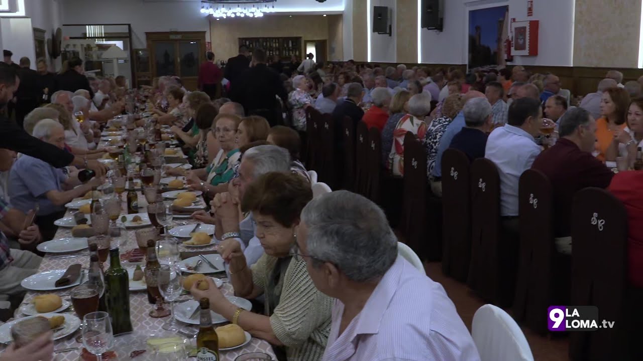 Feria Cristo Vera Cruz Begíjar 2024 · Comida de las personas mayores
