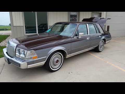 1984 Lincoln Continental (CC-1962609) for sale in Sioux Falls, South Dakota