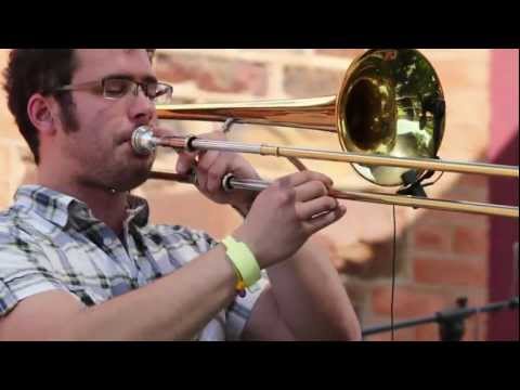 Captain Stu Breaking It Down At Park Acoustics