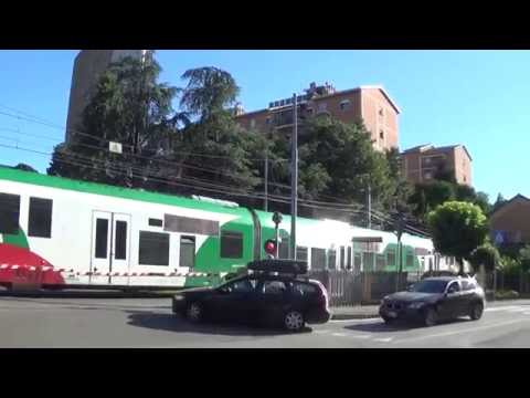 Passaggio a livello di via Cellini - Bologna / Level Crossing / Bahnübergang / Spoorwegovergang