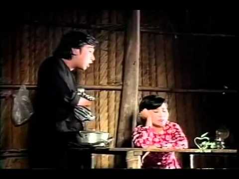 Thể hiện bởi Kim Tử Long