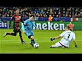 Lionel Messi - Toying With Goalkeepers - HD