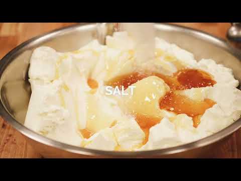 Berries & Granola Yogurt Recipe