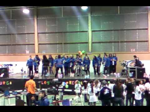 Ni Muchas Ni pocas en Presentación Revoltosos 2011