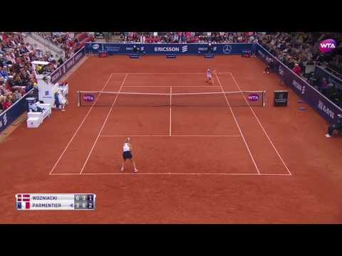 Теннис Swedish Open 2017 Day 2 | Shot of the Day | Caroline Wozniacki