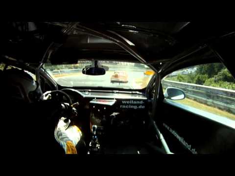 Opel Astra OPC Cup 2013 - Rennen 4 - Marc-Uwe von Niesewand - Unfall in Runde 3