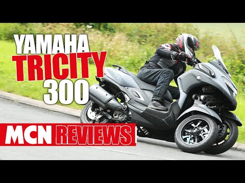 Martin Fitz-Gibbons rides the Yamaha Tricity 300 | MCN reviews | Motorcyclenews.com