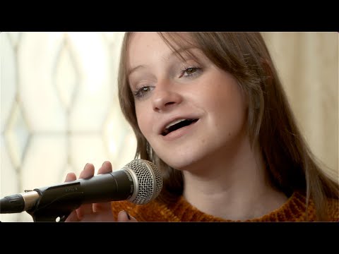 Julia Fazzino - You Make Me Feel (Easha cover)