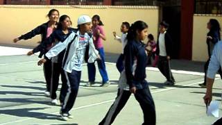 preview picture of video 'Estudiantes  I:E.  La  Capilla'