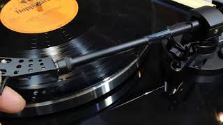 Video thumbnail for Yamaha MusicCast VINYL 500 turntable network by hxos plus
