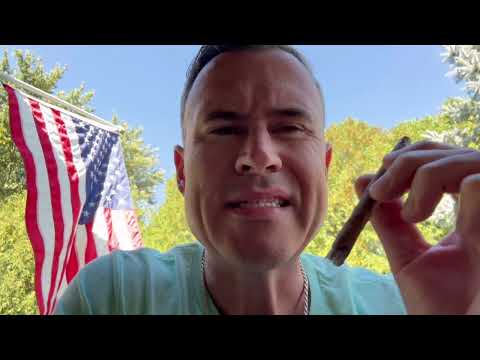Blue Dream Fusion vs OG Fusion Dutch by Dutch Masters Budget Cigar Battle! Featuring Cuban Coffee