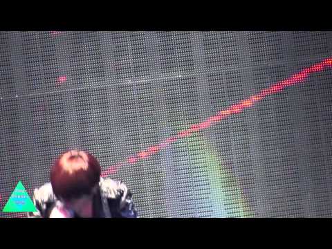 130808 B A P Live On Earth in Singapore---fight for freedom---daehyun focus