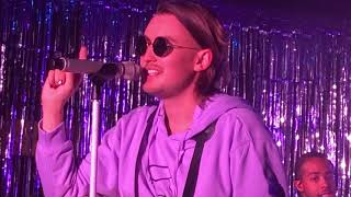 GNASH. Broken Hearts Club + T Shirt