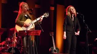 Shelby Lynne &amp; Allison Moorer -  Where I&#39;m From + Band Intros, World Cafe Live, Phila, 8/25/2017