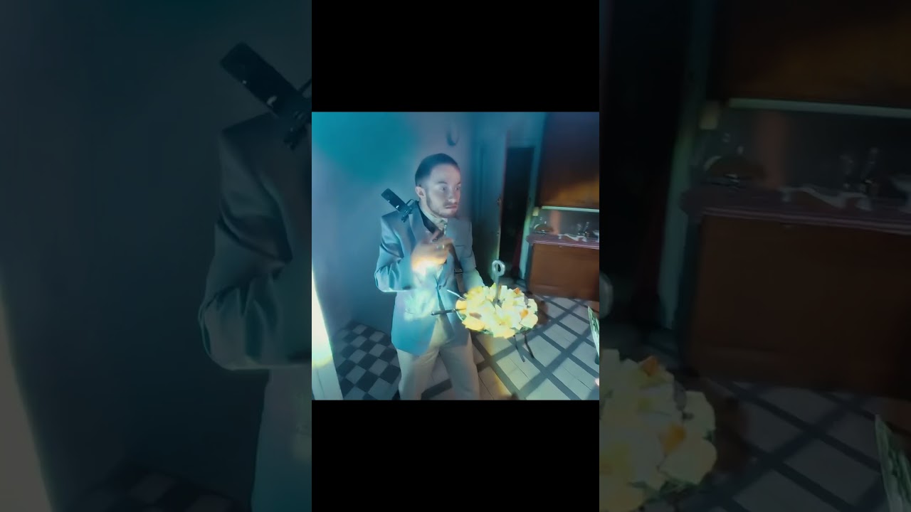 Inoxtag utilise un vrai couteau sur le tournage thumbnail