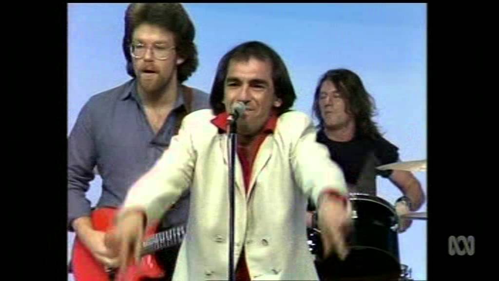 Jo Jo Zep and the Falcons - 'Shape I'm In'