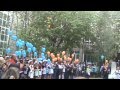Последний звонок в 102 гимназии г.Казани Выпуск-2013 года, отпускаем шарики в небо ...
