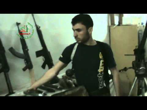 لقاء مع الملازم أول أبو شاهين قائد كتيبة سعج بن أبي وقاص لاستعراض الأسحلة التي تستخدمها الكتيبة على جبهات مدينة داريا في ريف دمشق