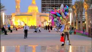 preview picture of video 'The Balloon Seller   بائع البالونات'