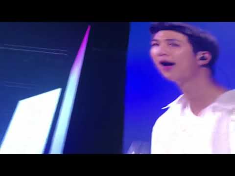 180928 BTS Love Yourself in Newark - INU + Run