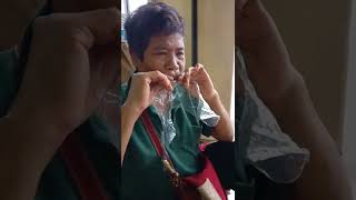 Download lagu Suara Burung dengan Kantong plastik mp3