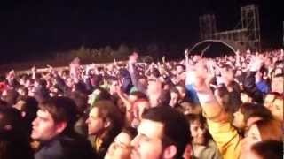 preview picture of video 'LA PEGATINA: fiestazo + Mari Carmen, Viña Rock 2012, Villarrobledo'