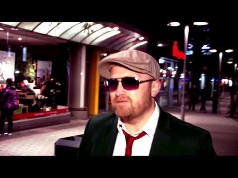 tiefblau - es brennt noch licht