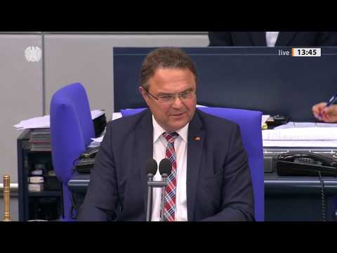 Bundestag: Linke und Grüne wollen Kinder­rechte in der Pan­demie schützen