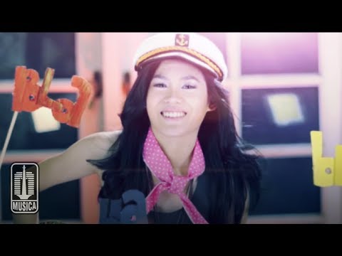 Sheryl Sheinafia - Bla Bla Bla (Official Music Video)