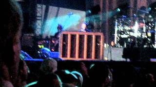 Out Of My Hands - Dave Matthews Band Caravan