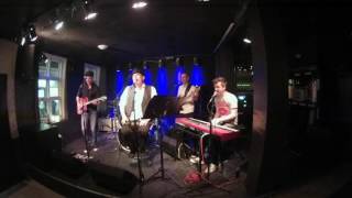 Kates Kitchen - "Jeg tager imod" ( T. Helmig )