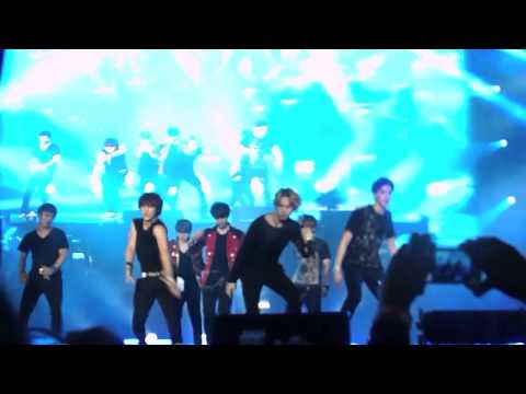BTOB Wow Fancam [Super Asia Showcase 2012 Malaysia]
