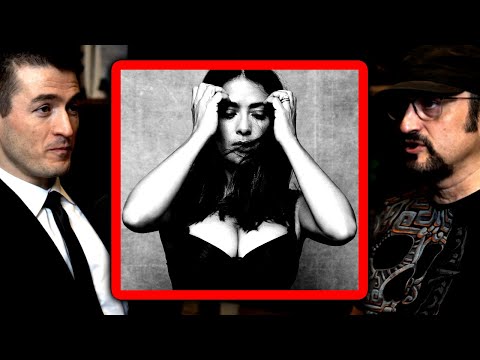 Robert Rodriguez on Salma Hayek | Lex Fridman Podcast Clips