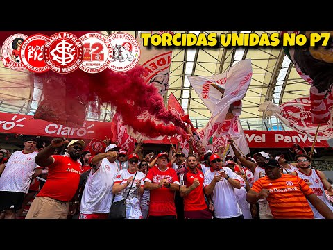 TODAS TORCIDAS UNIDAS NO PORTÃO 7 NO TREINO ANTES DO JOGO CONTRA O SANTOS
