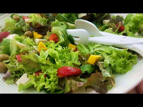Salada Verde Tropical Deliciosa + Molho Simples #salada #tropical