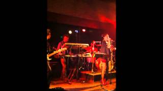 Jaguar Wright - Self Love (cover by the Xiu Band)