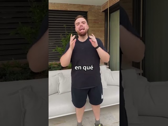 Vídeo relacionado con Divertido entrenamiento gimnasio levantamiento de pesas fitness donut rendirse Camiseta sin Mangas