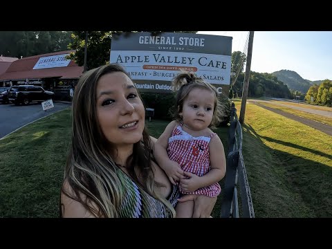 Apple Valley Cafe Restaurant Review| Townsend, TN