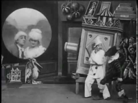 The Magic Lantern (La Lanterne Magique), 1903 - George Méliès