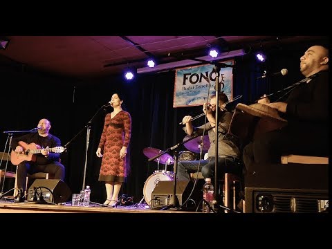 Romengo: Szól a kakas már