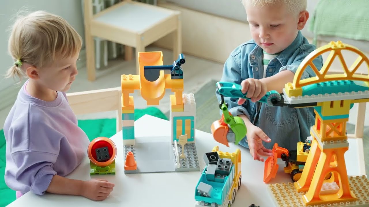 LEGO DUPLO - Staveniště a vozidla 3 v 1