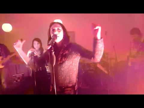 Jenniffer Kae-long train runnin' 1st class session 12.02.12 in Uelzen Teil 2