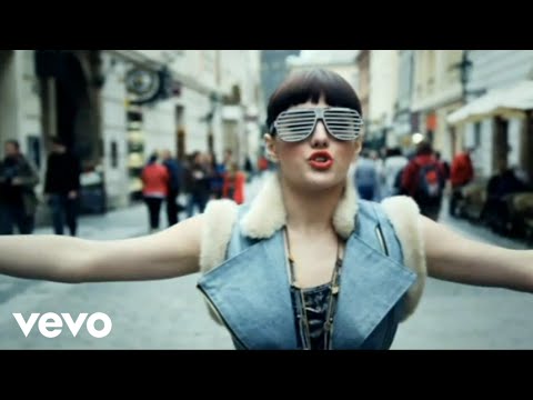 Ewa Farna - Maska (I Need A Hero)
