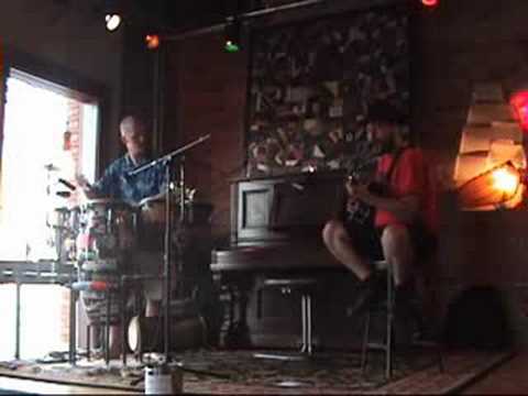 Hungness!!!-Flash live @ Boulder Coffee Co. 8/4/08