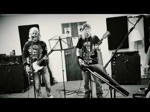 Quo Connection rehearsal Little Lady & Rockers Rolling.