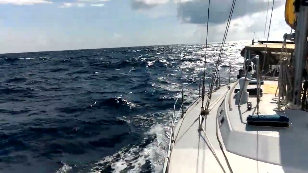 A photo of this 1986 Beneteau Idylle 15.50